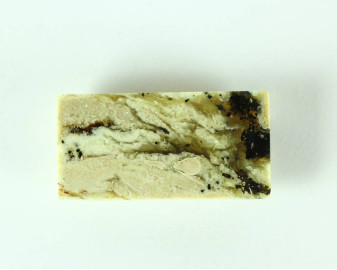 Bursztyn z Indonezji 50,0x25,3 kaboszon