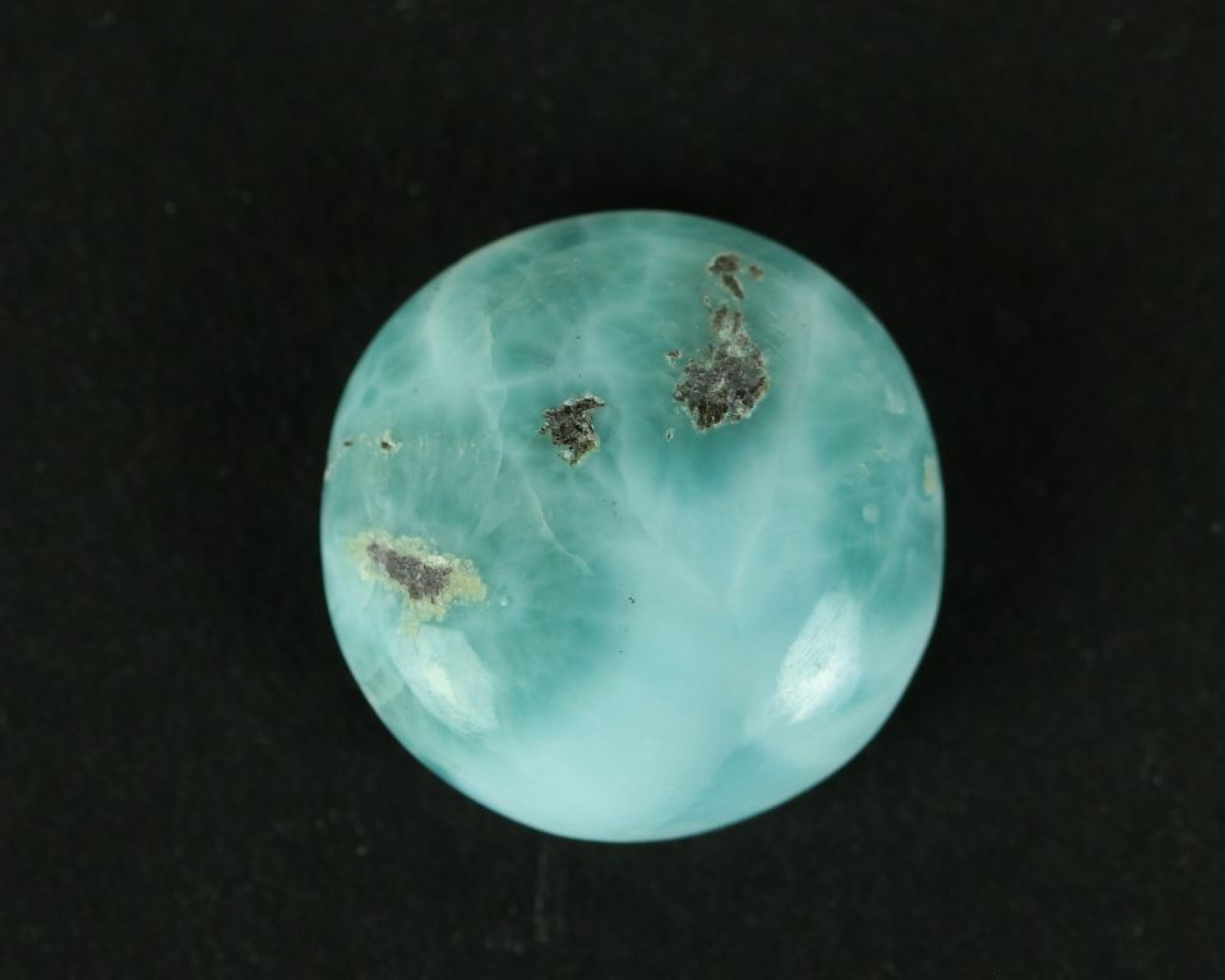 Larimar kaboszon