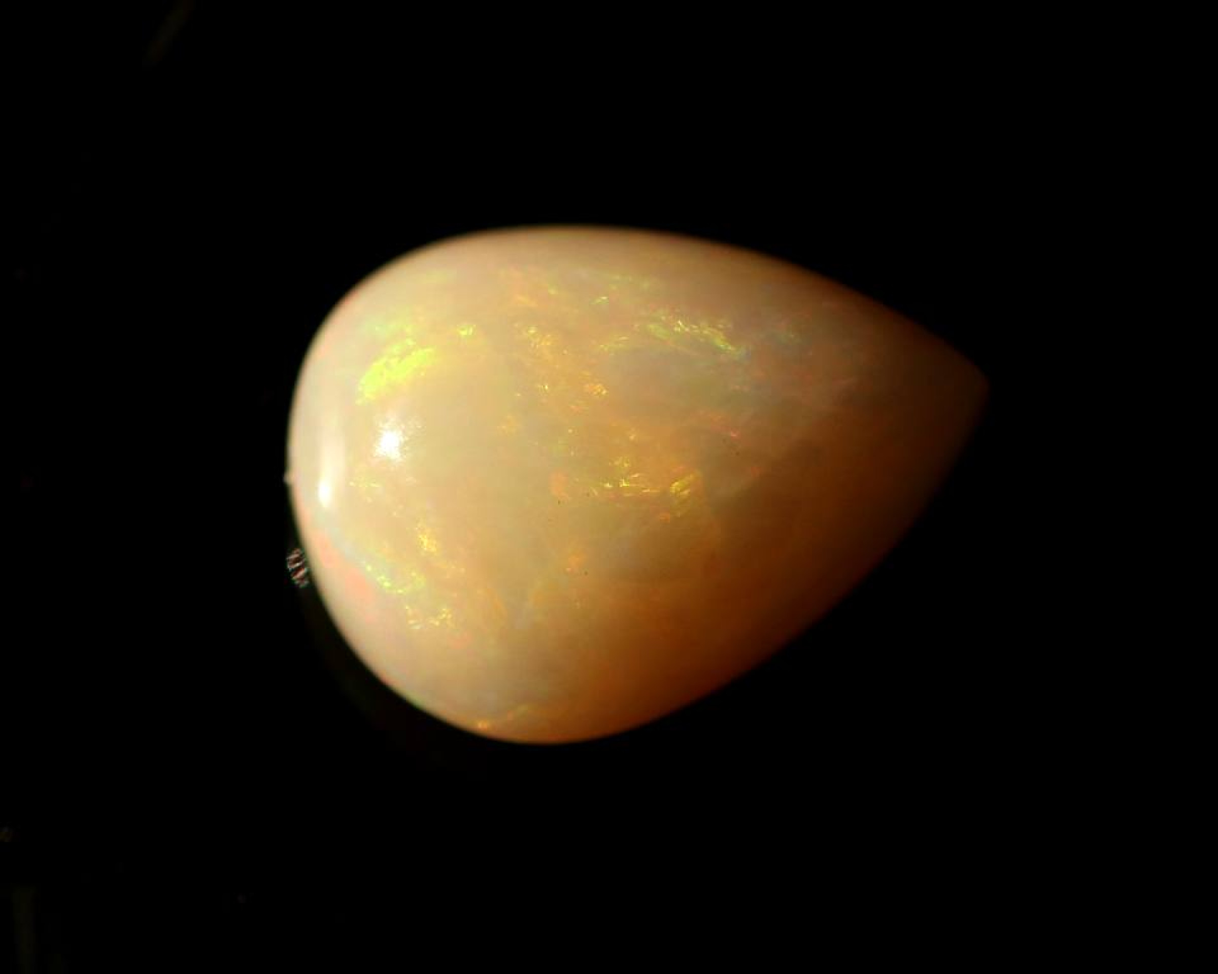 Opal z Etiopii kaboszon