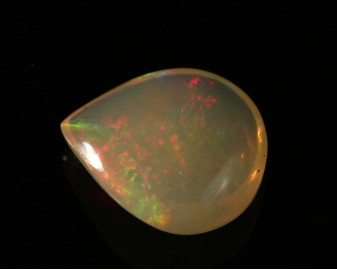 Opal z Etiopii kaboszon