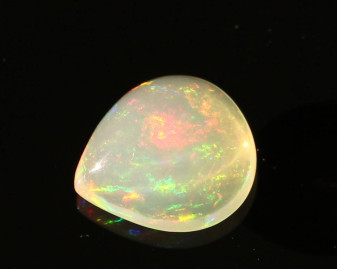 Opal z Etiopii kaboszon