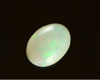 Opal z Etiopii kaboszon