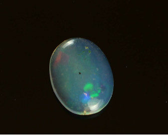 Opal z Etiopii kaboszon
