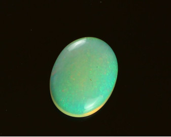 Opal z Etiopii kaboszon