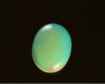 Opal z Etiopii kaboszon