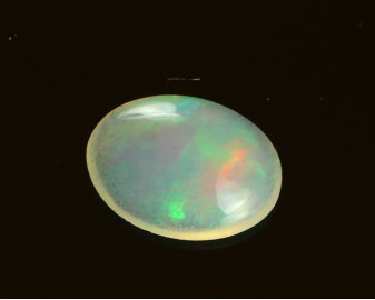 Opal z Etiopii kaboszon
