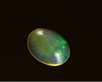 Opal z Etiopii kaboszon