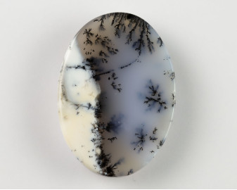 Opal dendrytowy owal 35x25 kaboszon