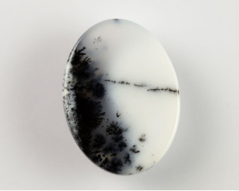 Opal dendrytowy owal 25x18 kaboszon