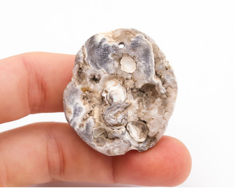 Chalcedonowa Rozeta wiercona 2mm 