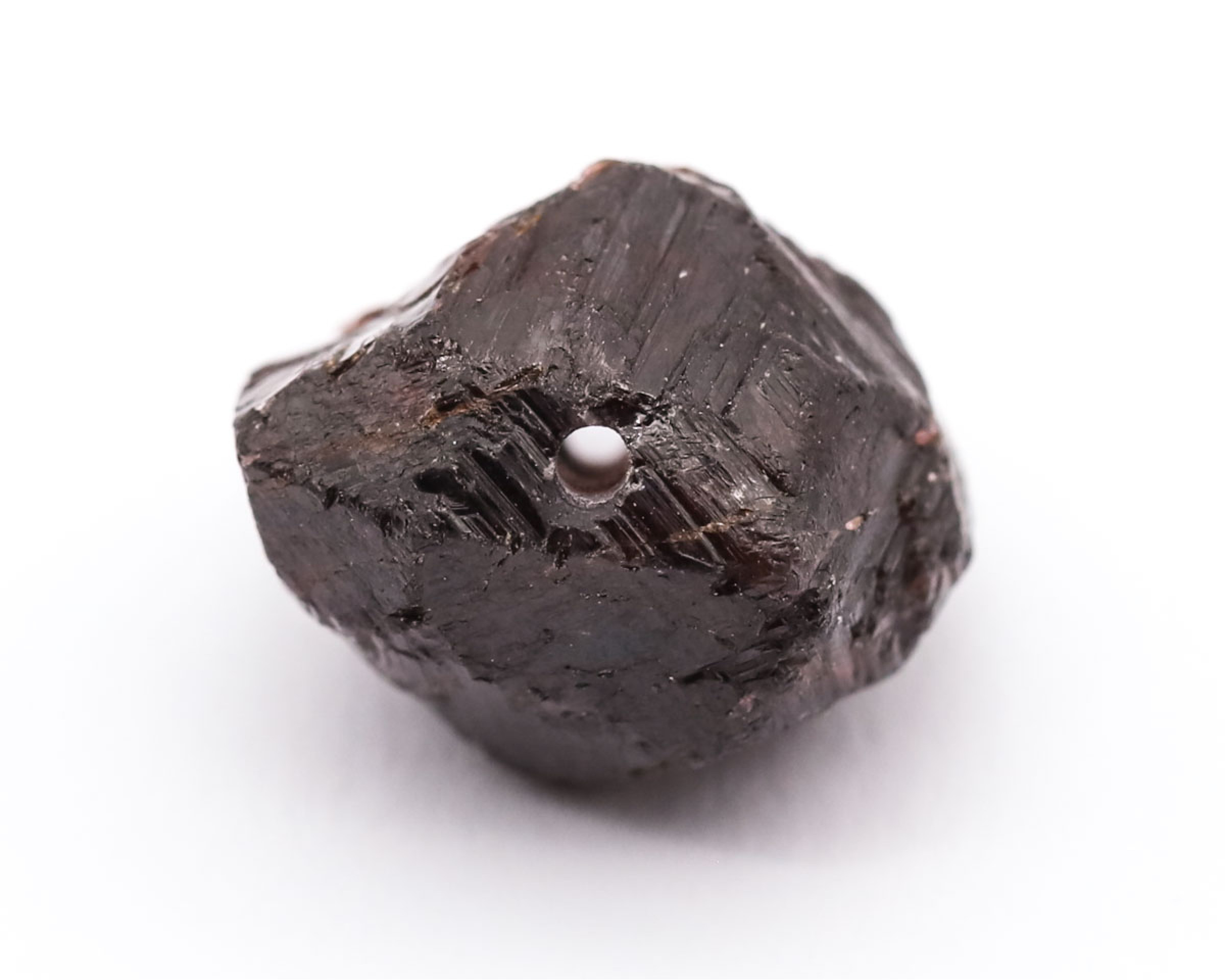 Granat Almandyn wiercony 1,2mm