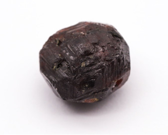 Granat Almandyn wiercony 1,2mm