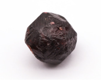 Granat Almandyn wiercony 1,2mm