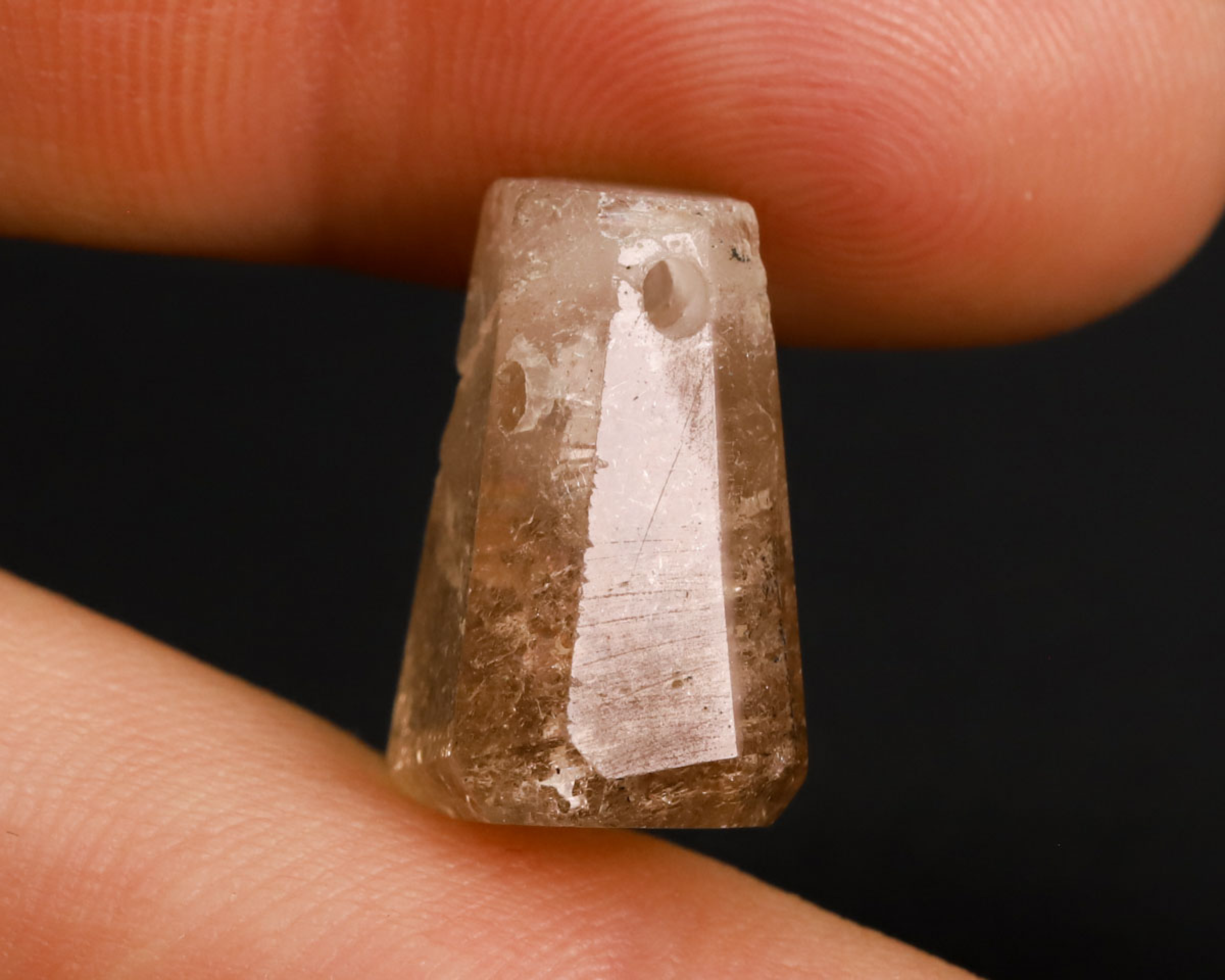 Topaz złoty wiercony