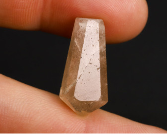 Topaz złoty wiercony