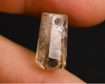 Topaz złoty wiercony