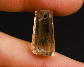 Topaz złoty wiercony