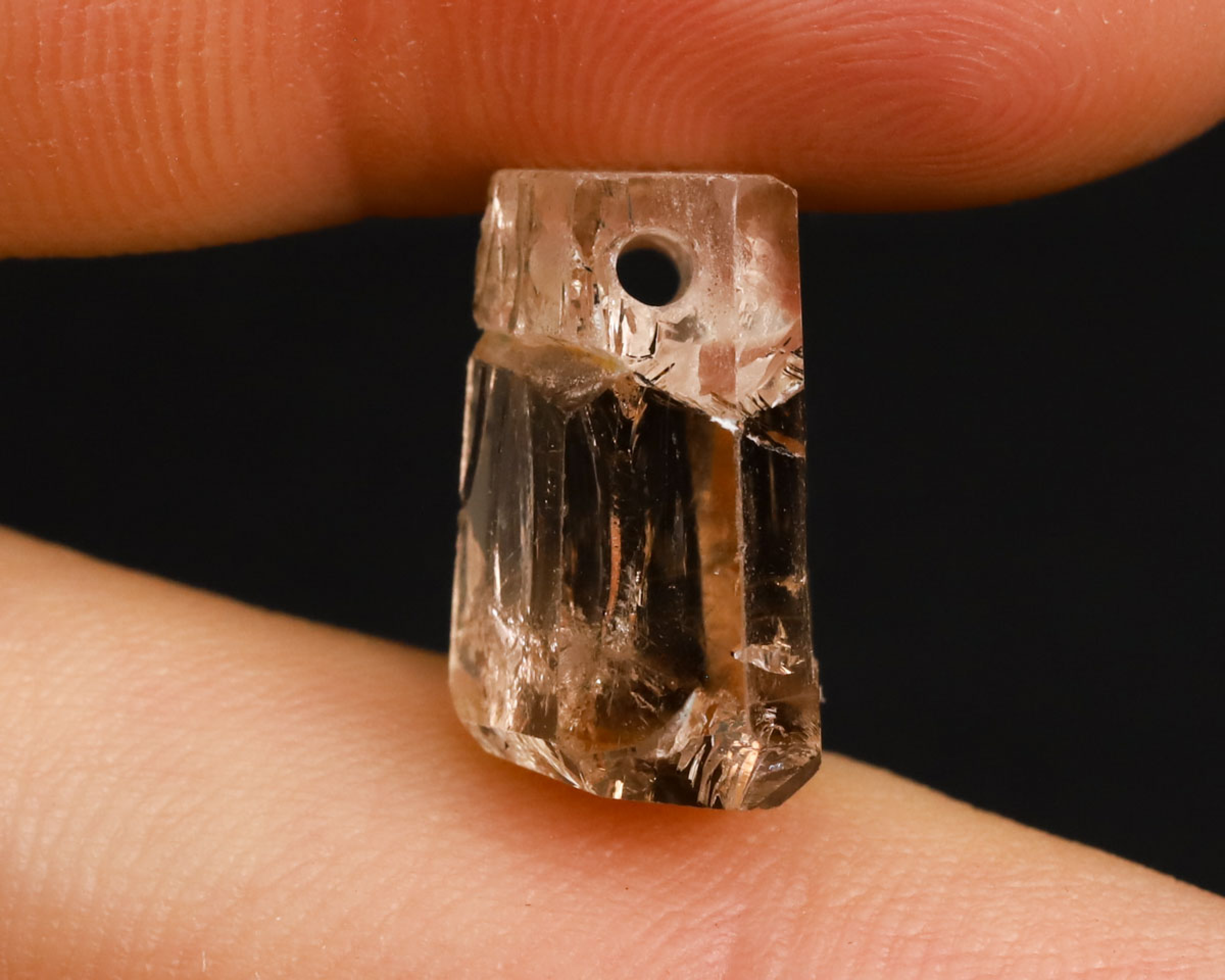 Topaz złoty wiercony