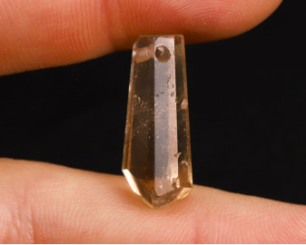 Topaz złoty wiercony