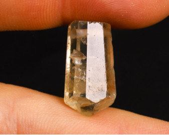 Topaz złoty wiercony