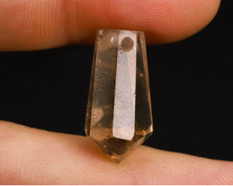 Topaz złoty wiercony