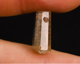 Topaz złoty wiercony