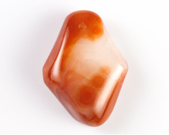Karneol wiercony 2mm