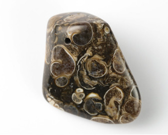 Agat muszlowy wiercony 2mm