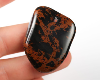 Obsydian mahoniowy wiercony 2mm