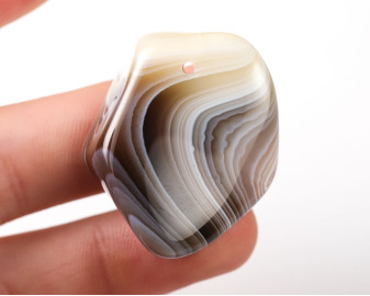 Agat z Botswany wiercony 2mm