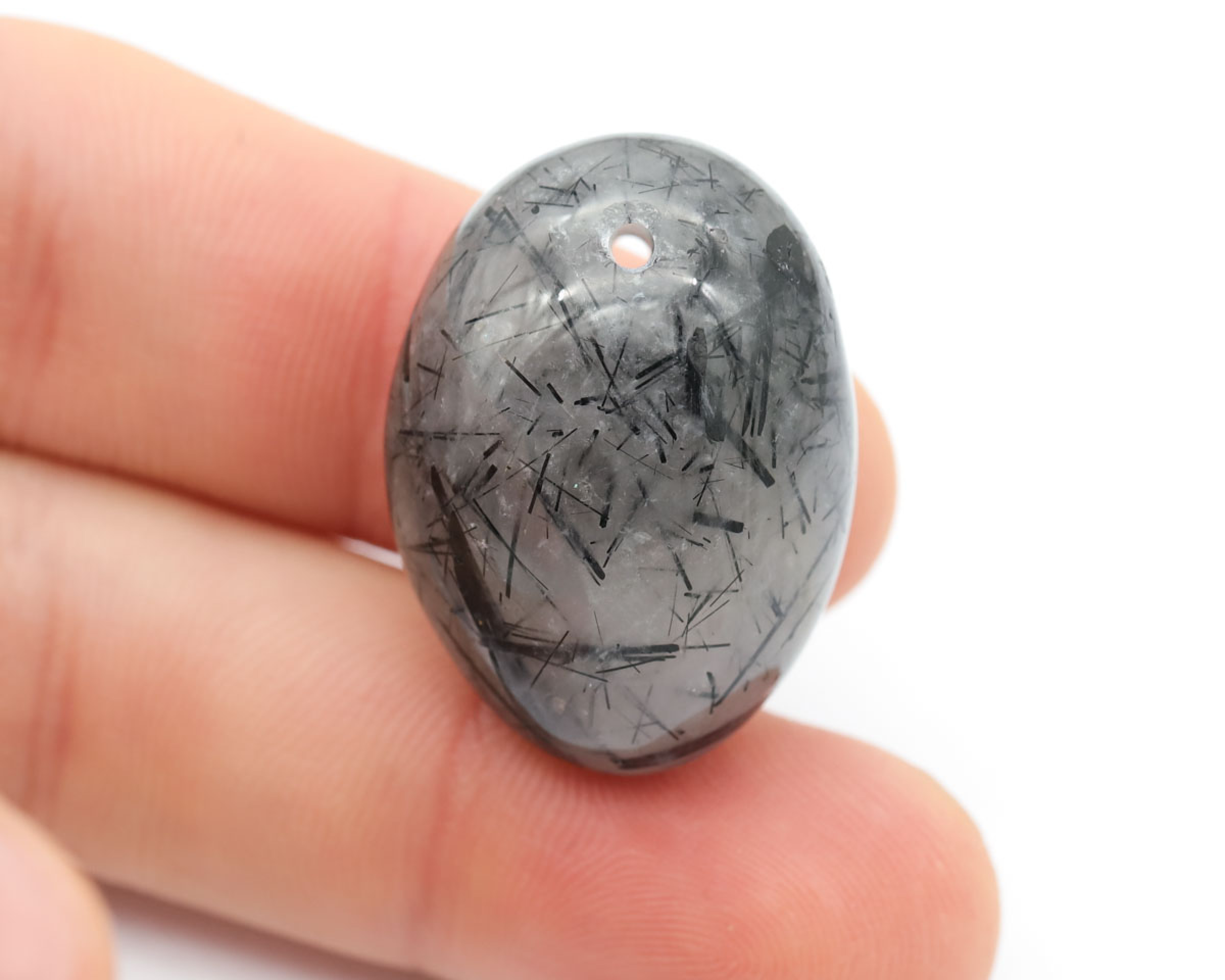 Kwarc z Turmalinem wiercony 2mm