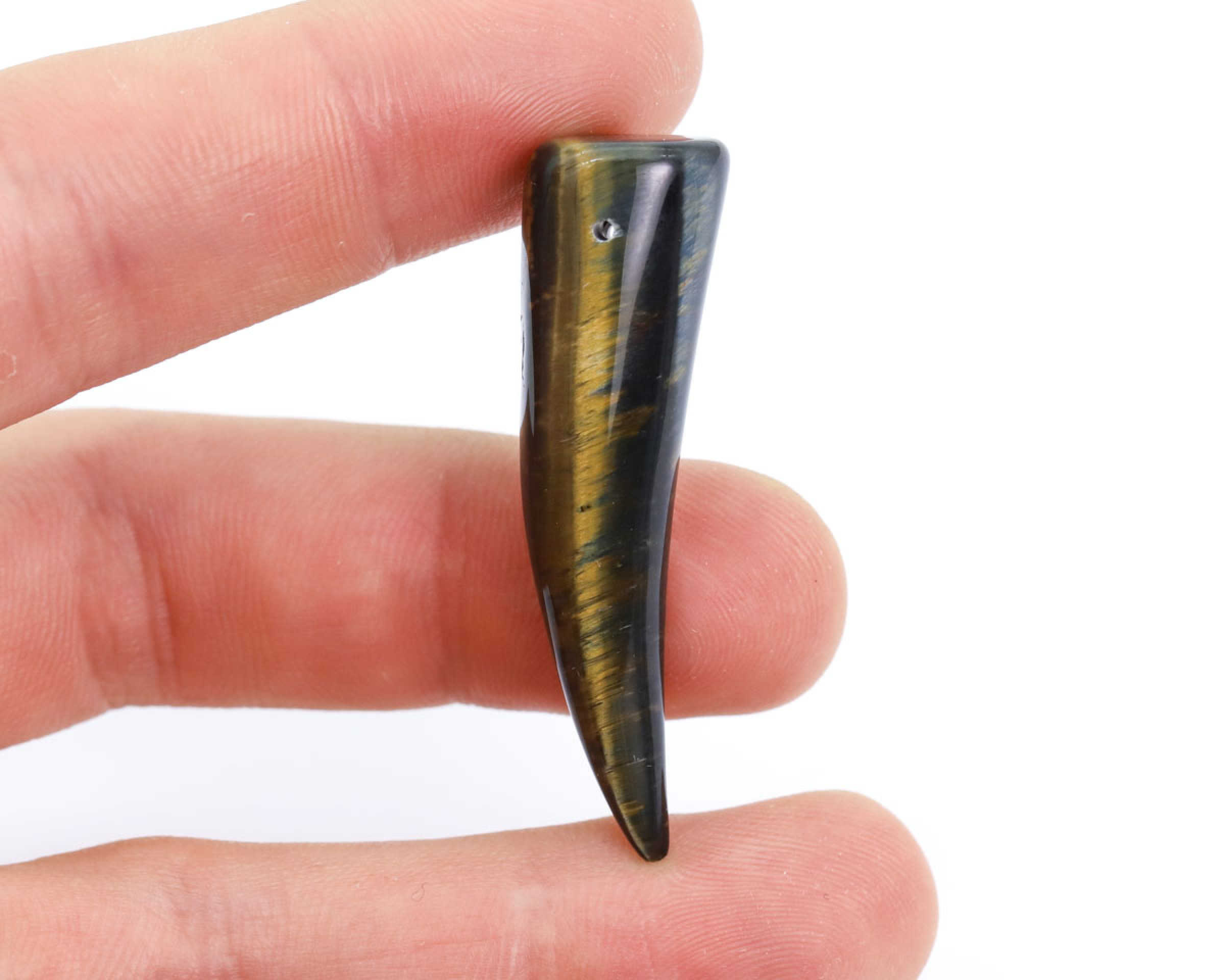 Kieł z Sokolego i Tygrysiego Oka