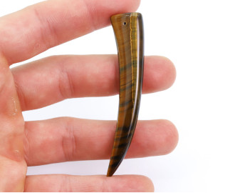 Kieł z Sokolego i Tygrysiego Oka