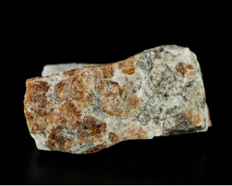 Granat w Wollastonicie 