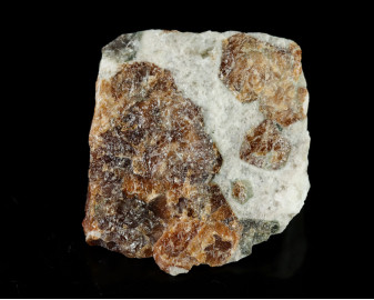 Granat w Wollastonicie 