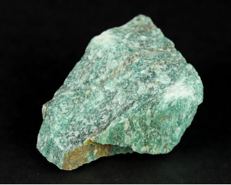 Awenturyn z fuchsytem