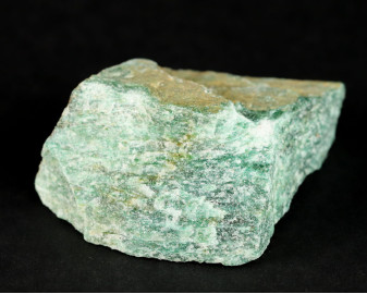 Awenturyn z fuchsytem