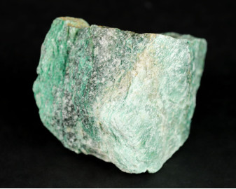 Awenturyn z fuchsytem