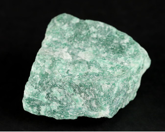 Awenturyn z fuchsytem