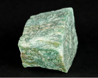 Awenturyn z fuchsytem