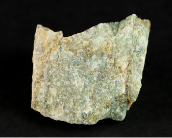 Awenturyn z fuchsytem