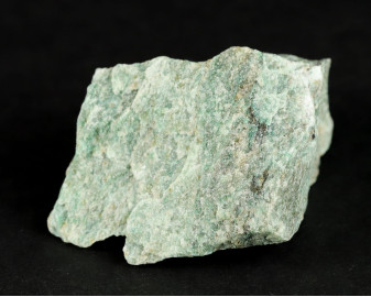 Awenturyn z fuchsytem