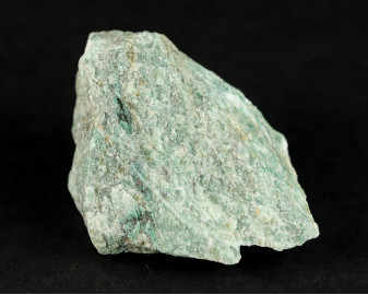 Awenturyn z fuchsytem