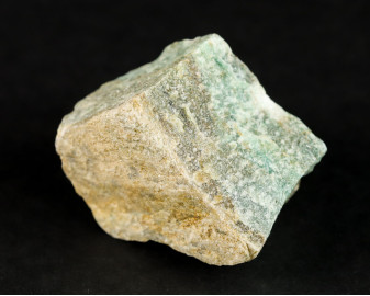 Awenturyn z fuchsytem