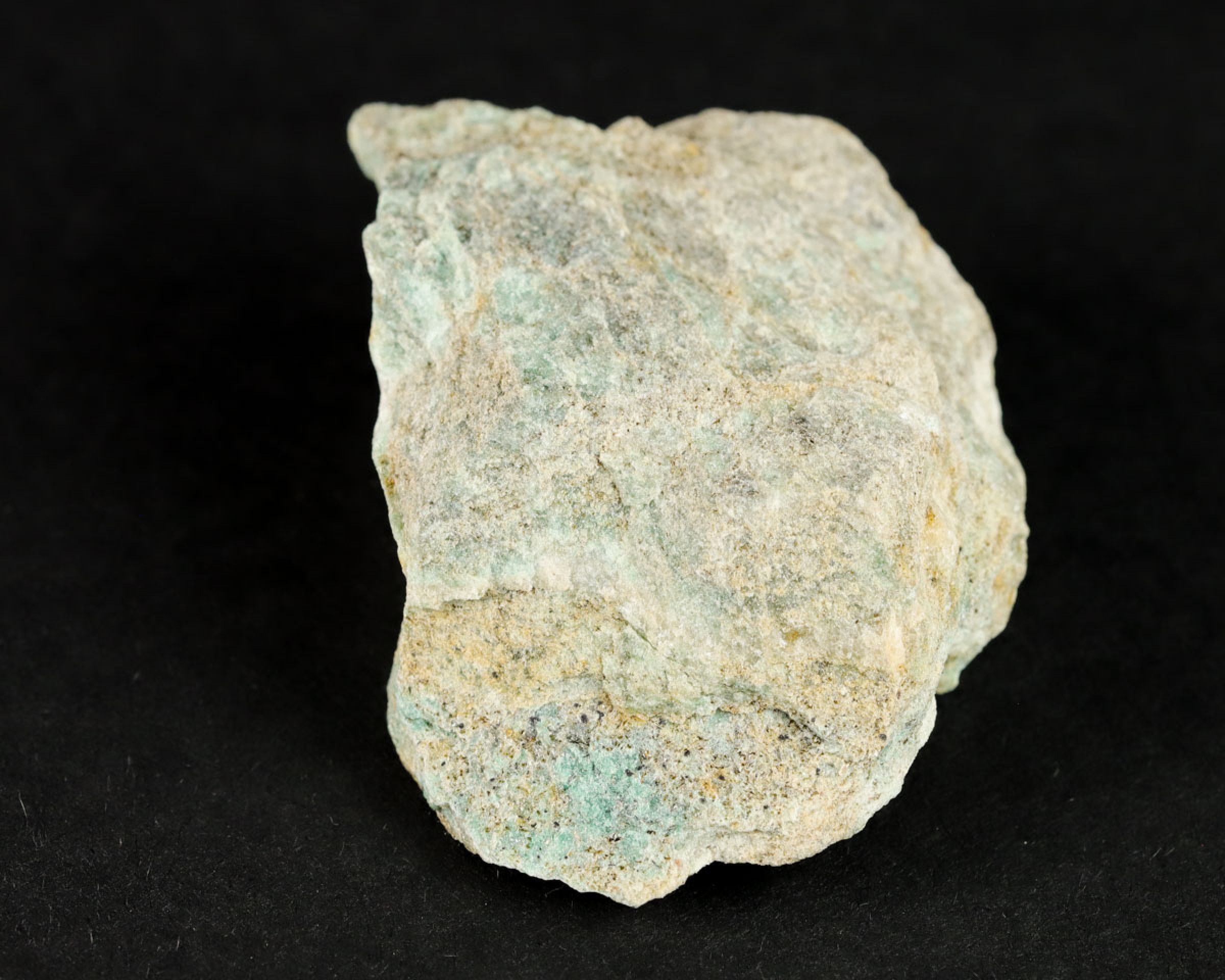 Awenturyn z fuchsytem