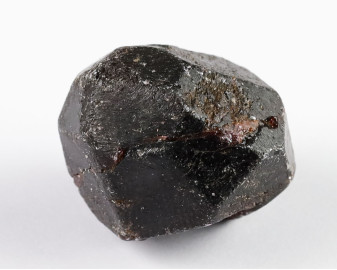 Granat almandyn