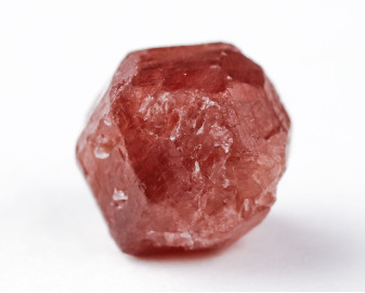 Granat hessonit