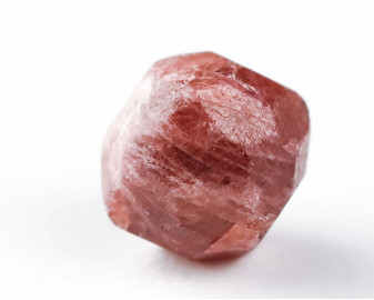 Granat hessonit