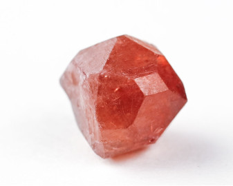 Granat hessonit