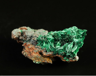 Malachit włóknisty